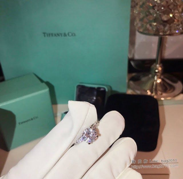 Tiffany純銀飾品 蒂芙尼女士專櫃爆款四爪鑽戒 Tiffany925純銀微鑲八心八箭戒指  zgt1732